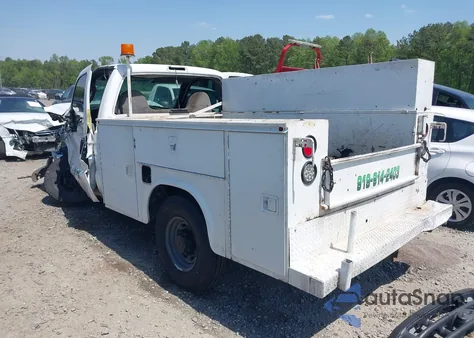 2004 Ford F-250 Xl/Xlt z USA, uszkodzony, nr VIN 1FDNF20L14ED47044